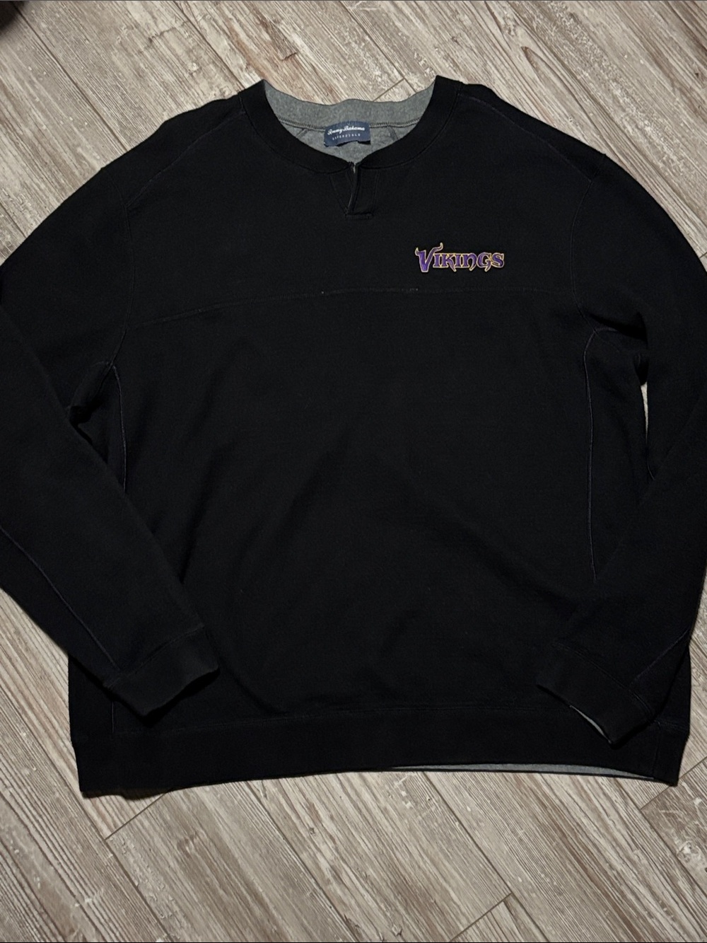 Tommy Bahama Reversible Sweatshirt with Vikings Patch Logo